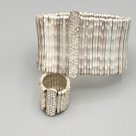 Silver & Rhinestone Stretch Bracelet and Ring Set - Picture 3 of 8